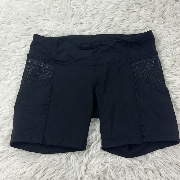 Lululemon Run: Shorty Short Black - Picture 1 of 7